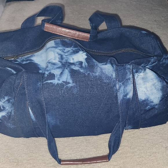 VINTAGE GUESS JEAN MANUFACTURER TIE DYE REVERSE WEAVE DUFFLE BAG 17" WIDE - Picture 3 of 16